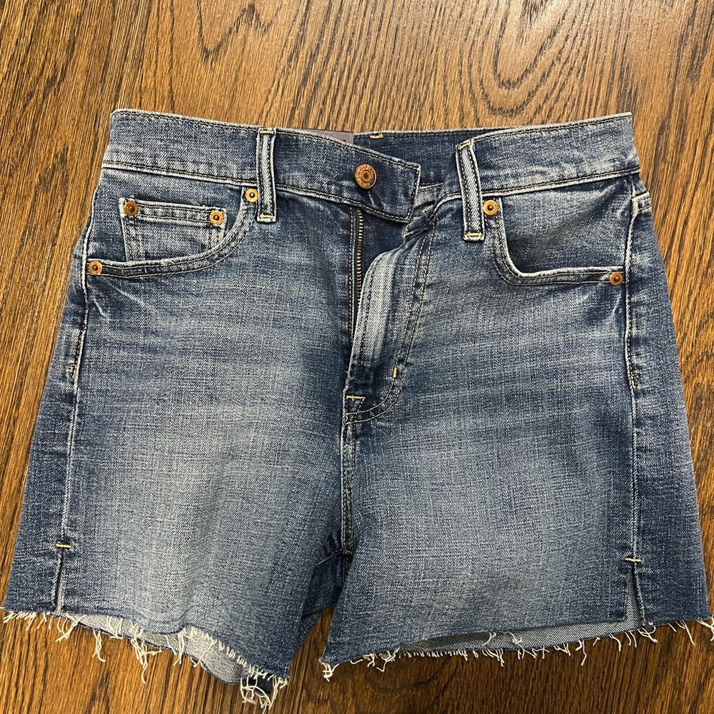 Brand new with tags gap jean shorts